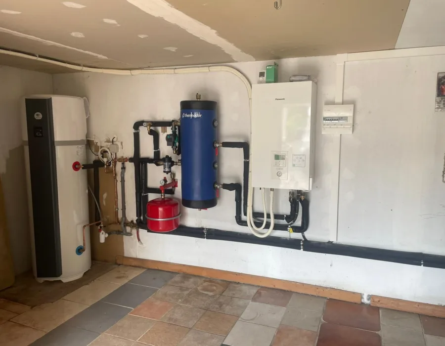 Chantier Fuitéo - pose de radiateurs au Mans